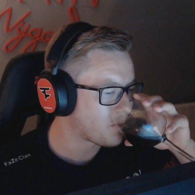 alexinoooo avatar