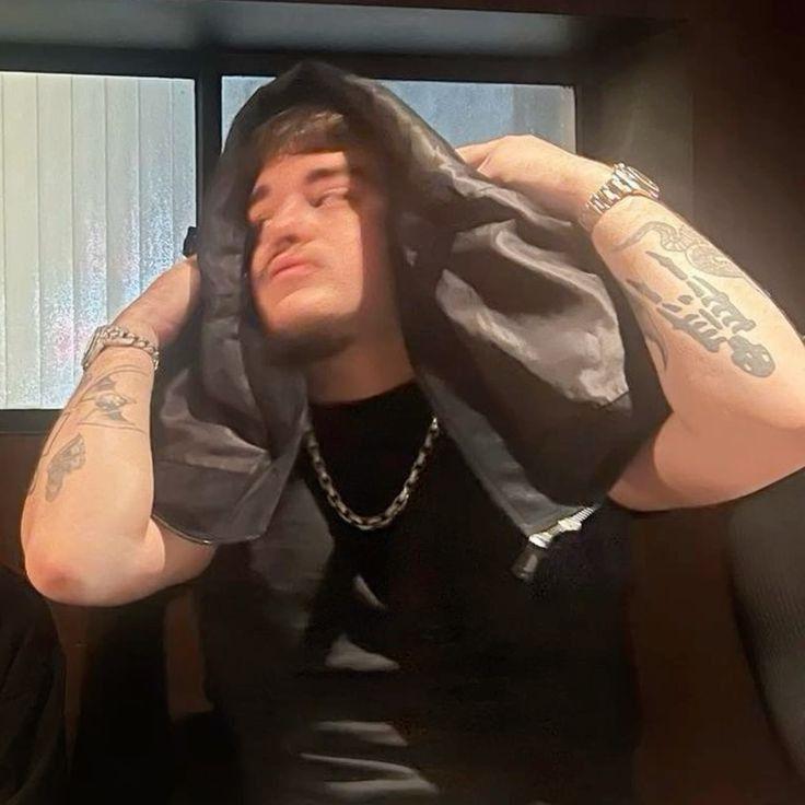 uvikene avatar