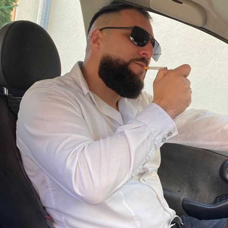 UQK_92 FACEIT avatar