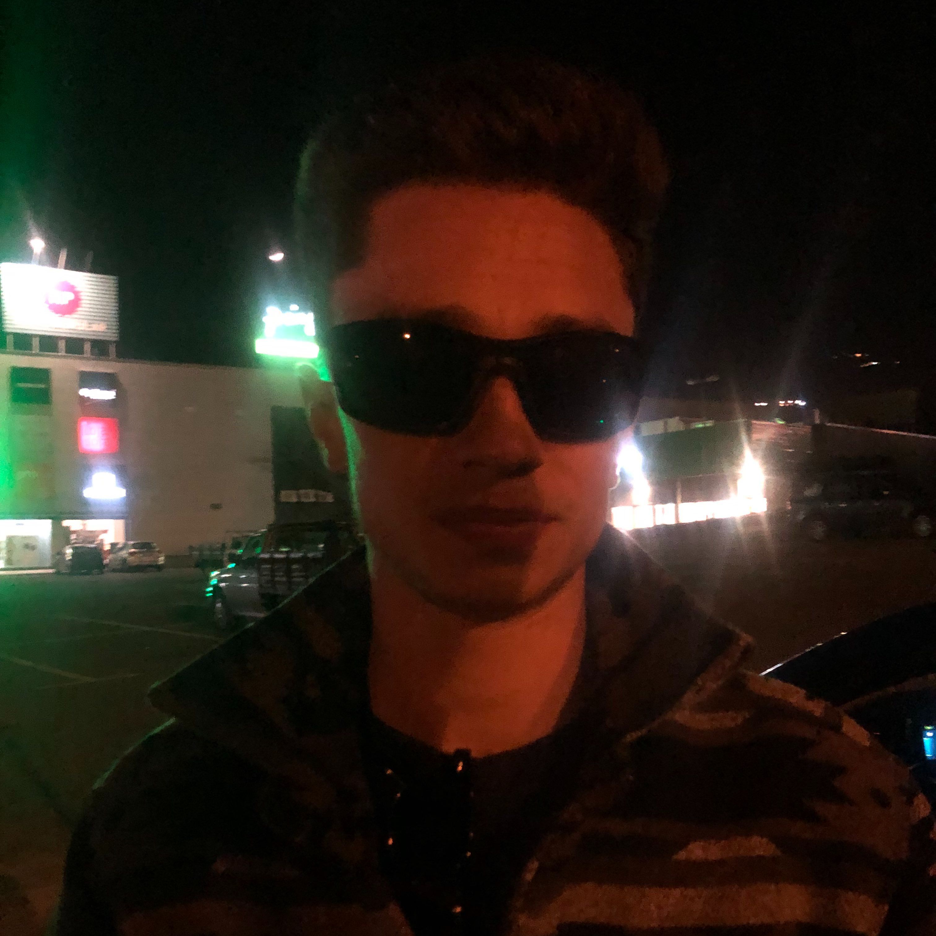 XuxaMeATola