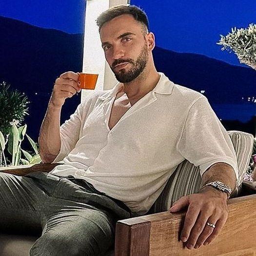 eIias avatar