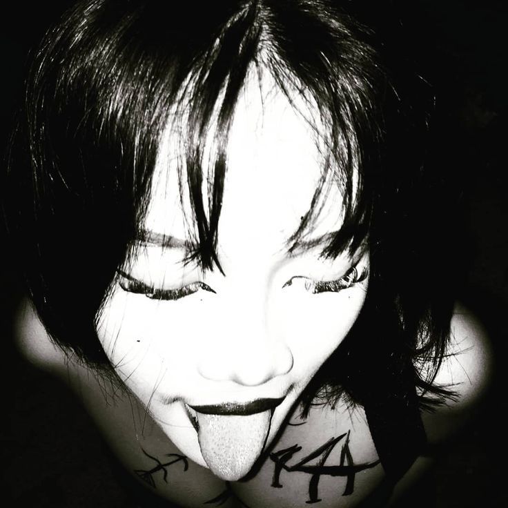 -BadTrageDy-