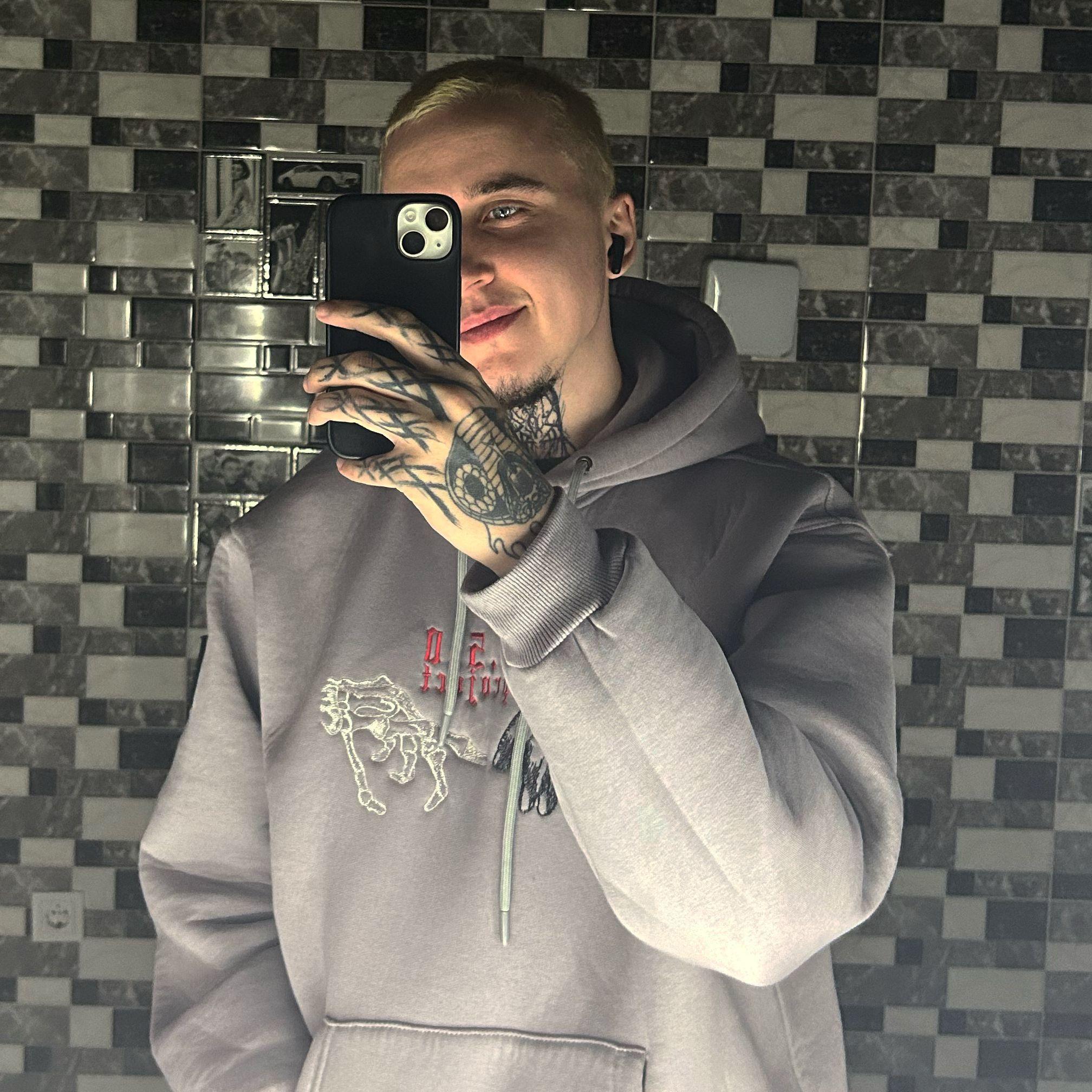 YA_BEK avatar