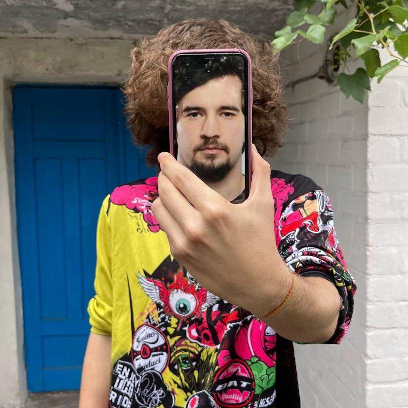 UltraPonos avatar