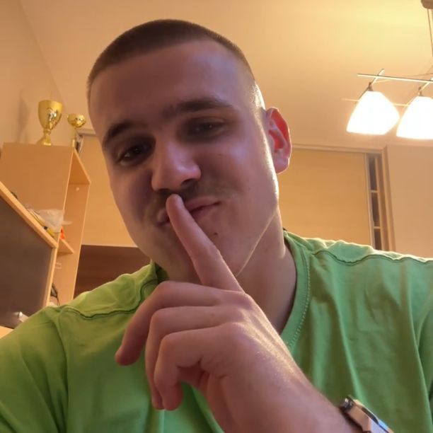 Junior_Jarek