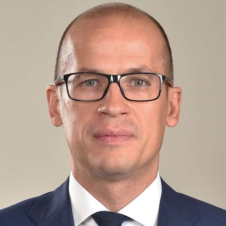 YaNikkki