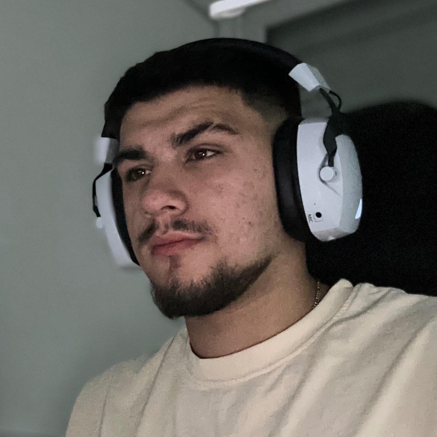 --FzL avatar
