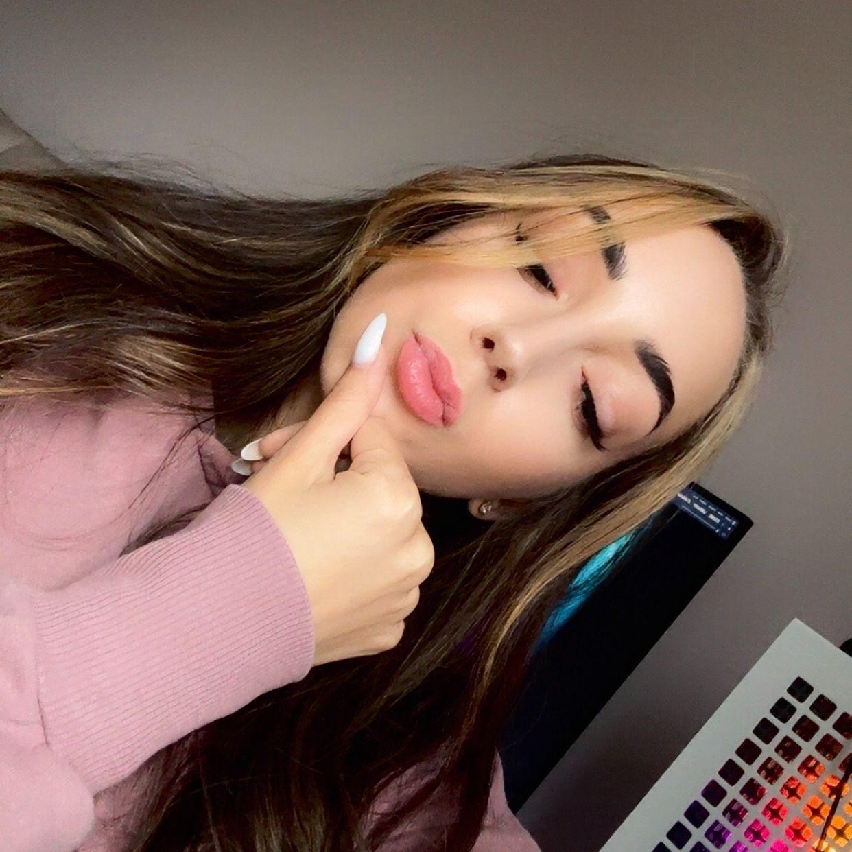 CrazyBlonde avatar