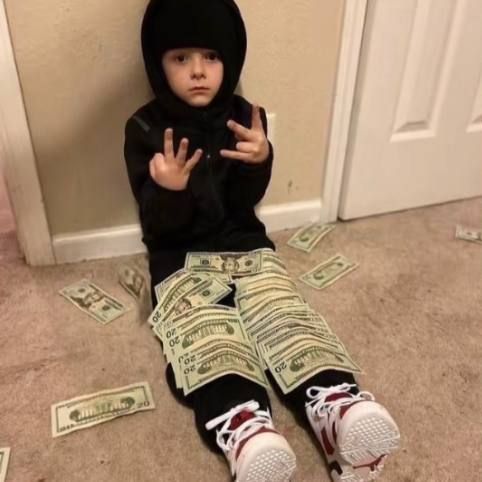 Luckychi