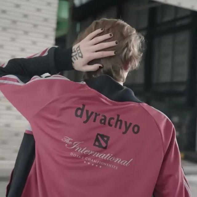 Skyholler avatar