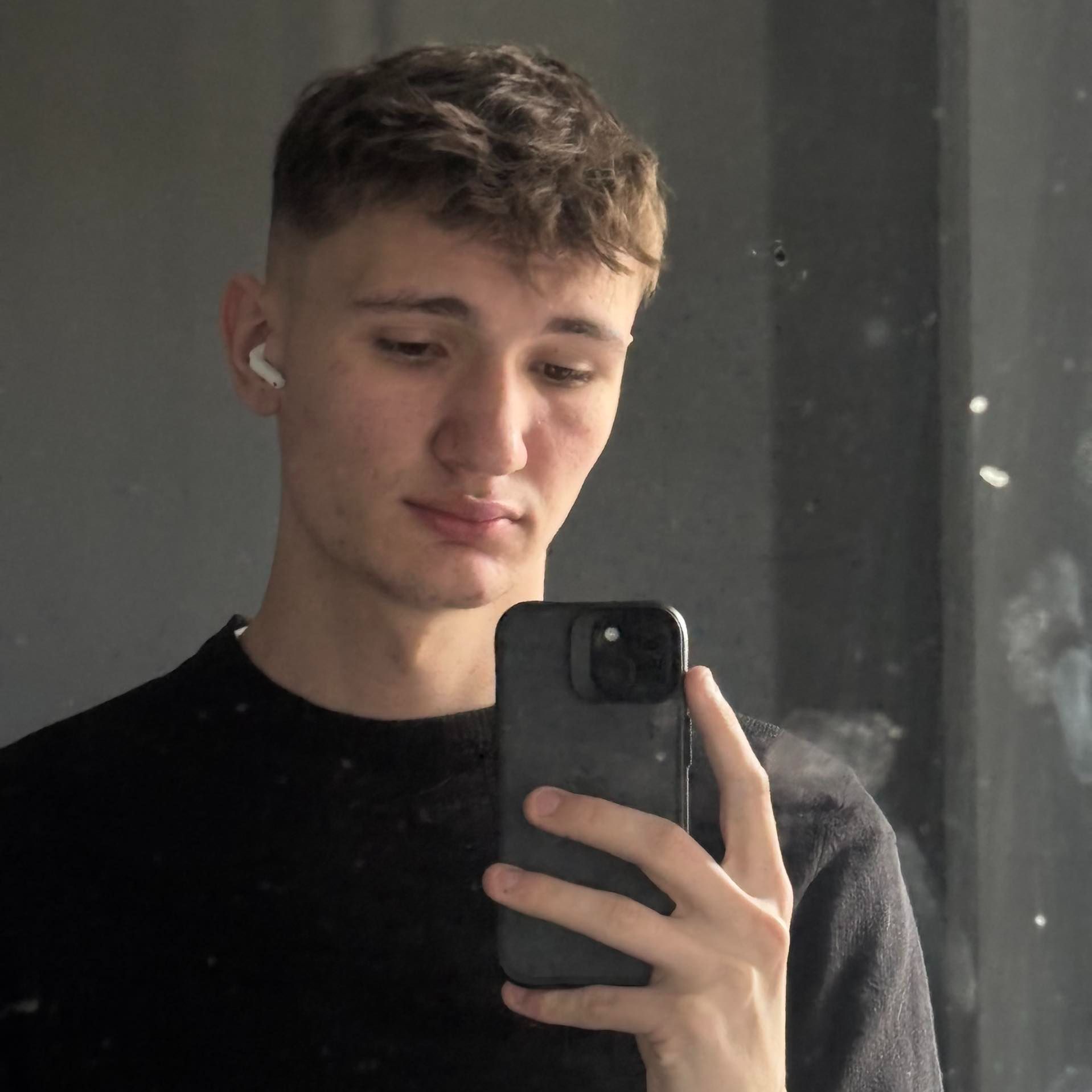 LeonarMooo avatar
