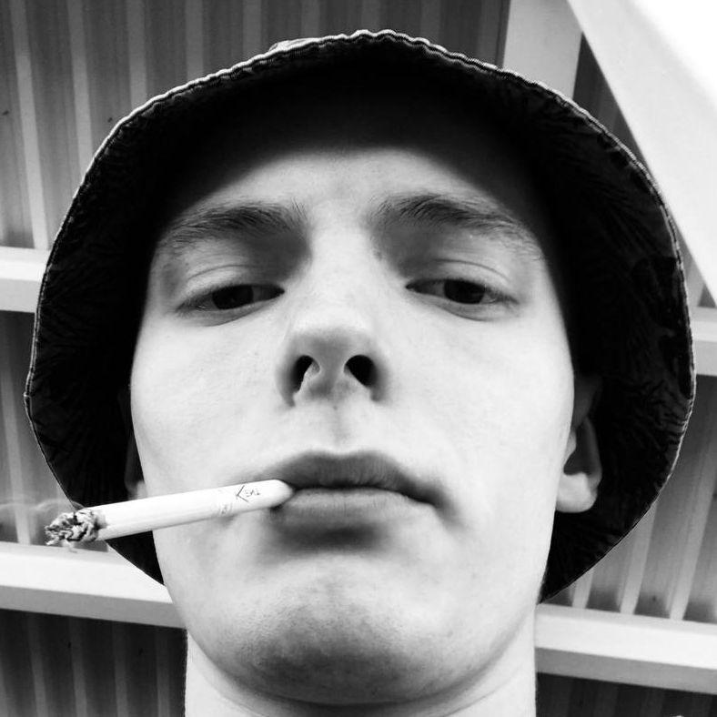 v00iaka avatar