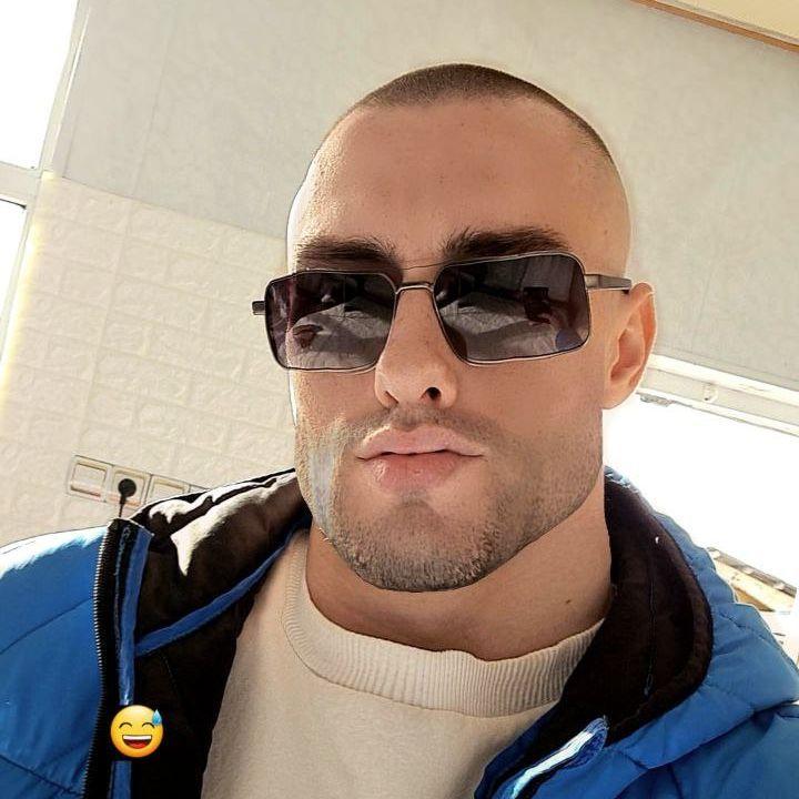 gr1zzly_S avatar
