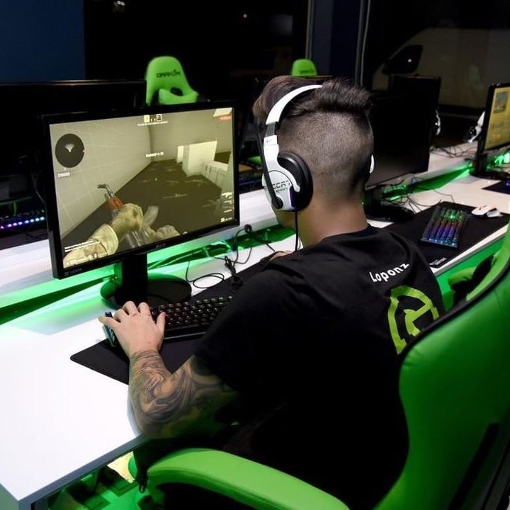 loponz FACEIT avatar