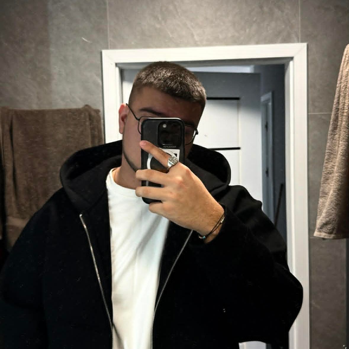 HeavyMoRe1