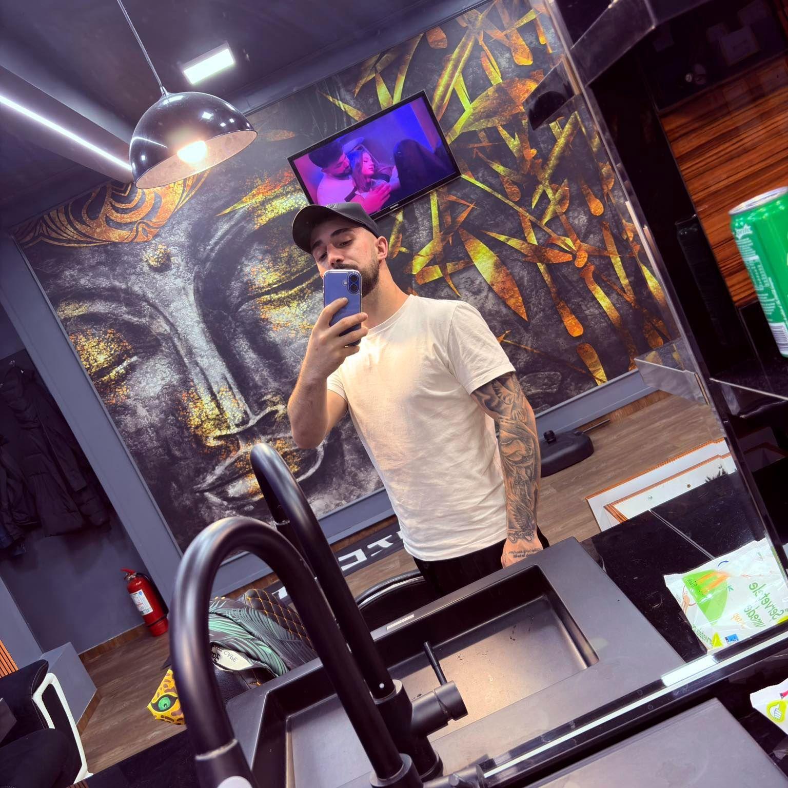 Azadddd avatar