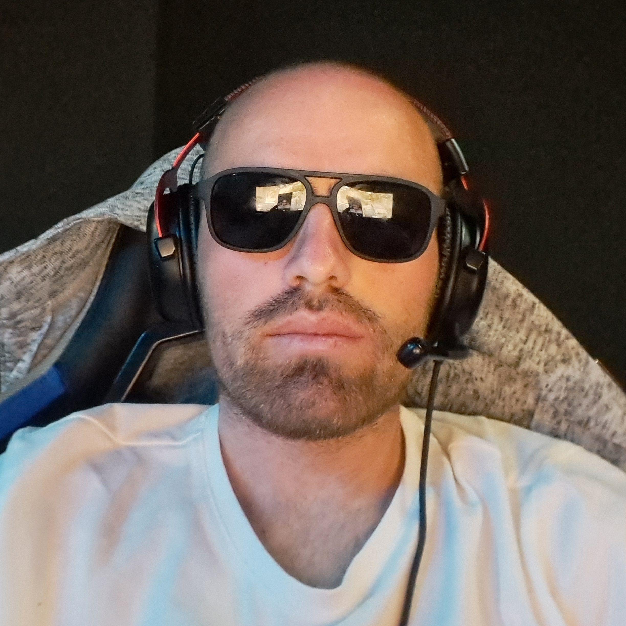 LoGaCee avatar