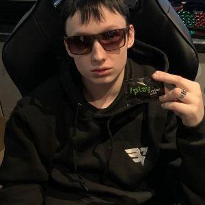 Vladislaaav avatar