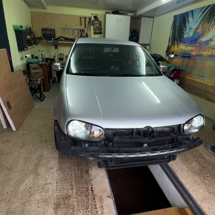 Ar2R0