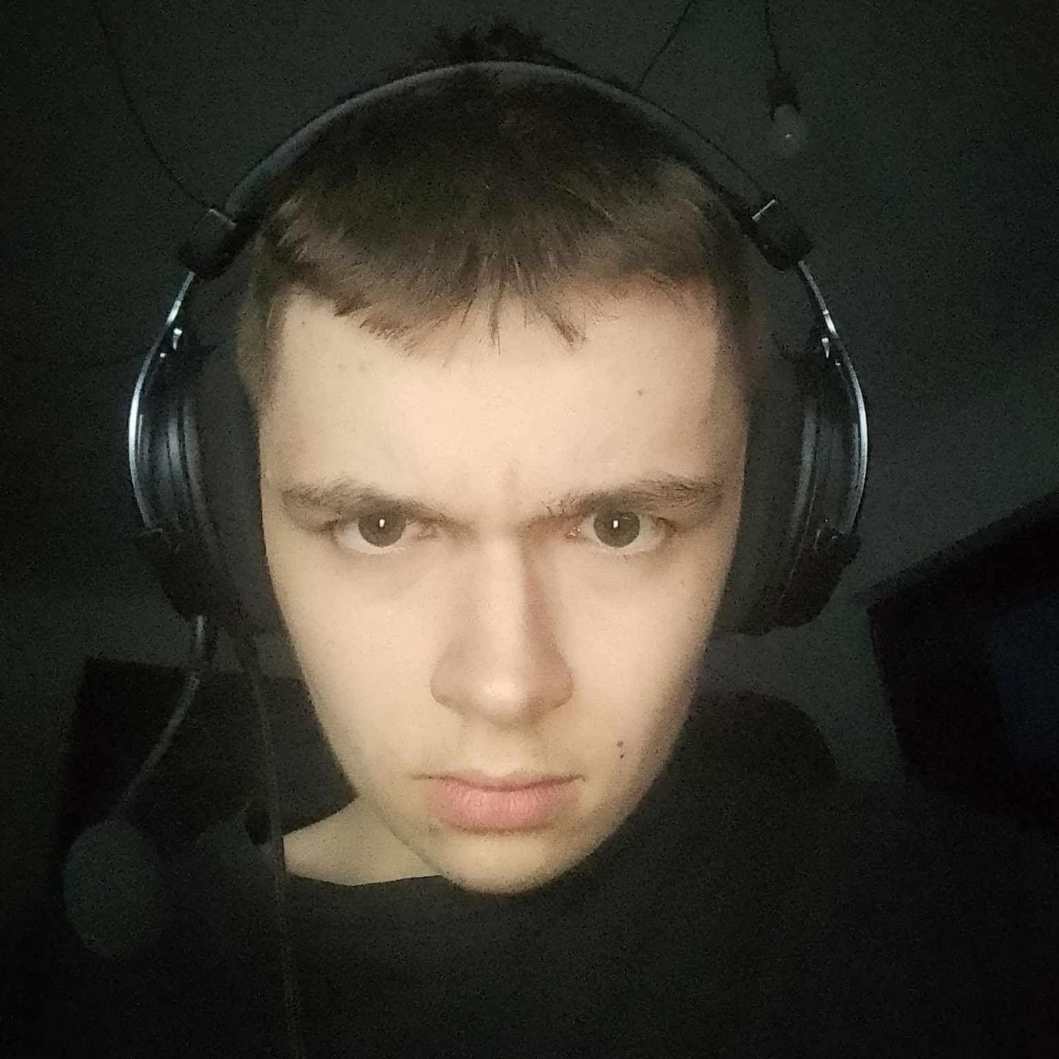 rudyrydz12 avatar