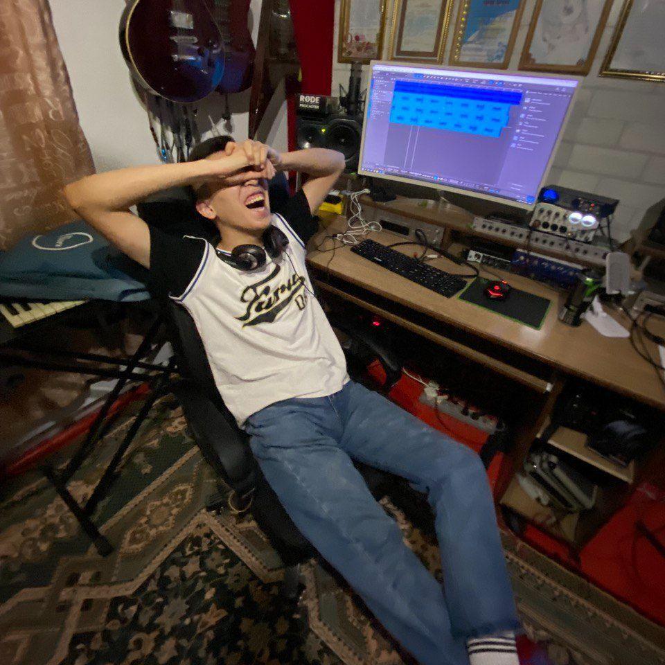 Ernaz1o avatar