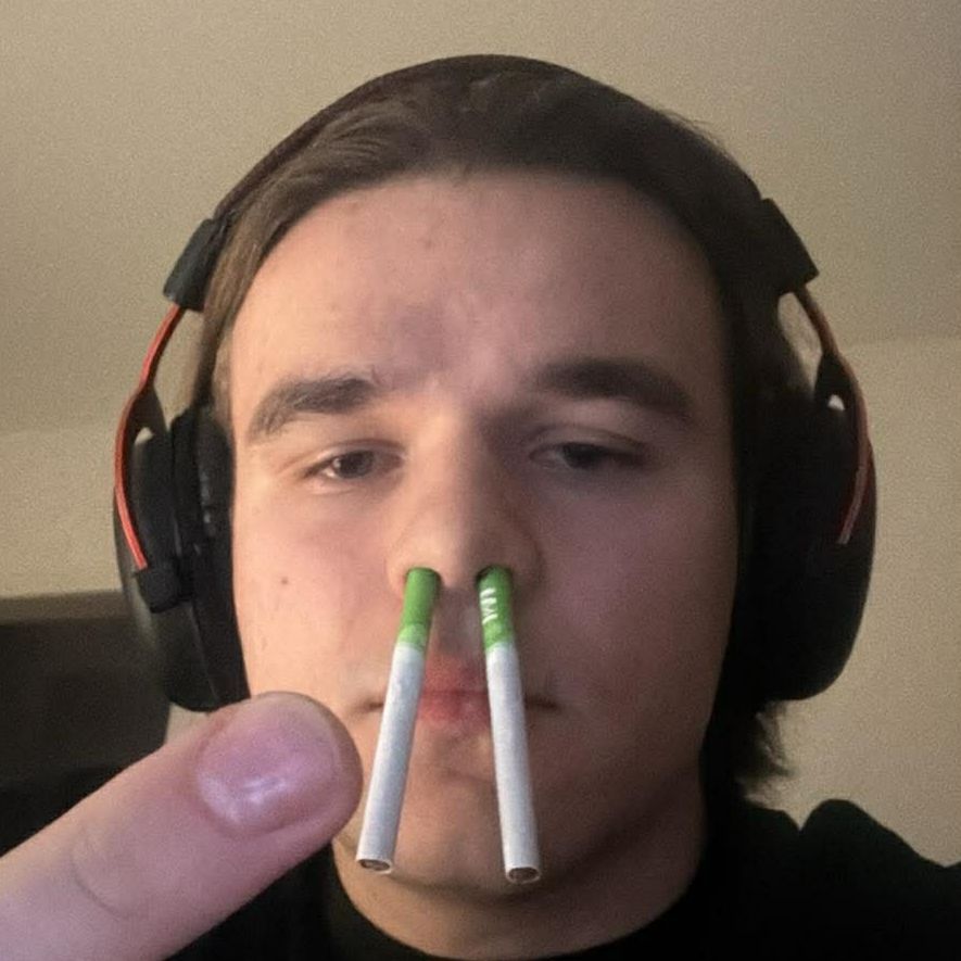 JaDz1ulaADRE