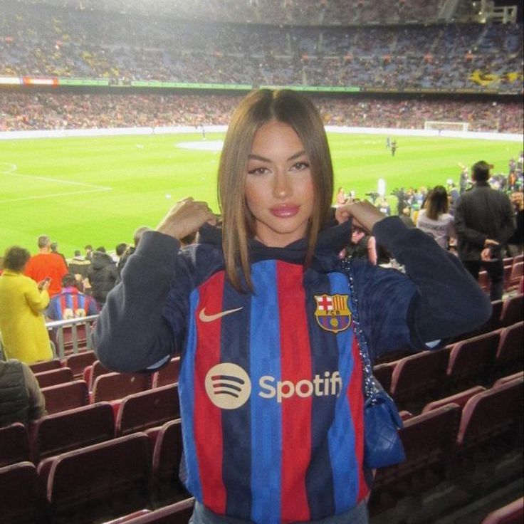 LeoMessi1O