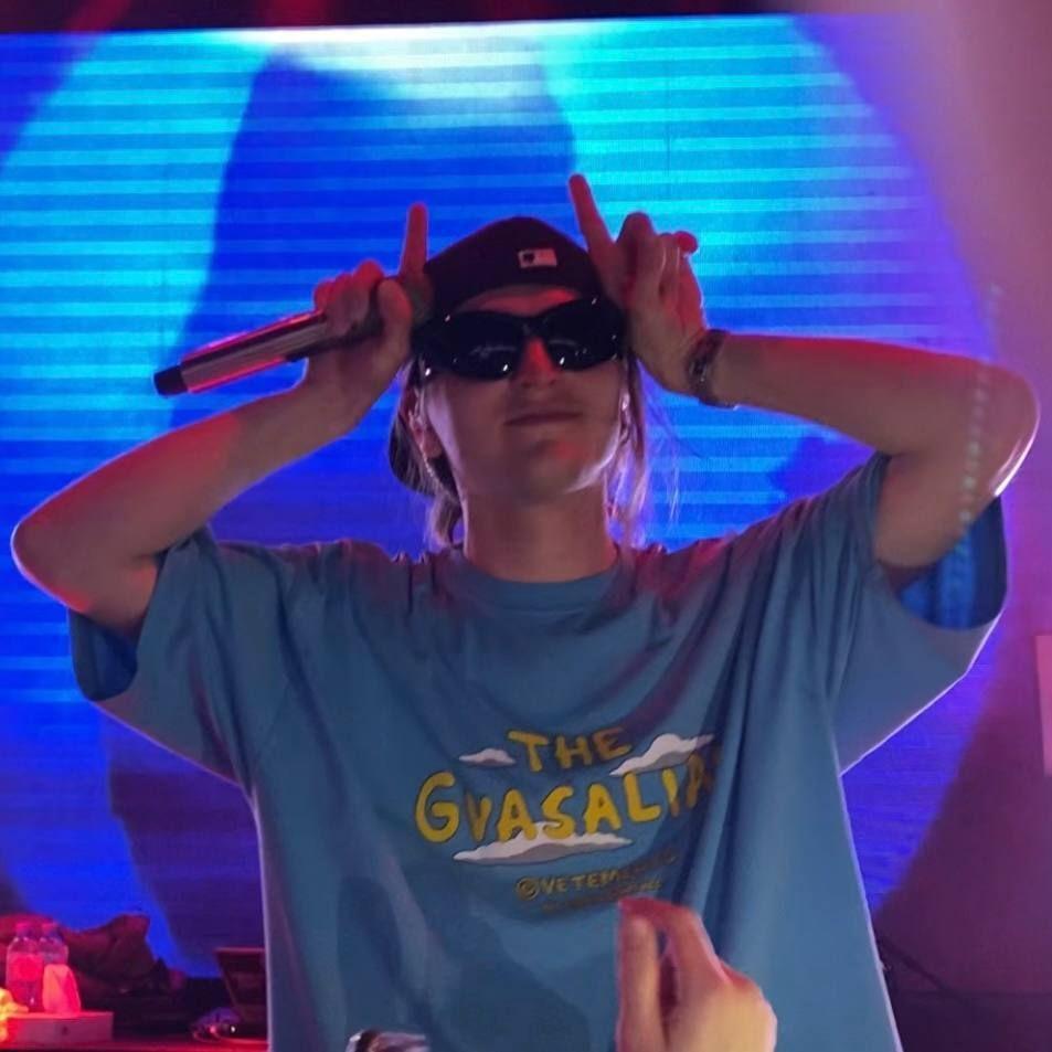 revvboy