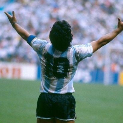 -Maradona322