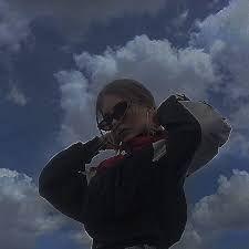Auwra avatar