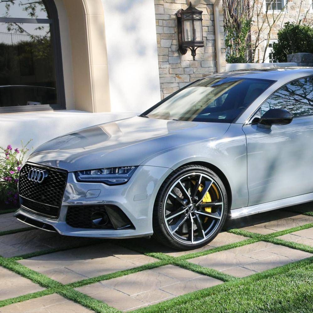 team_RS7mtmPEEK