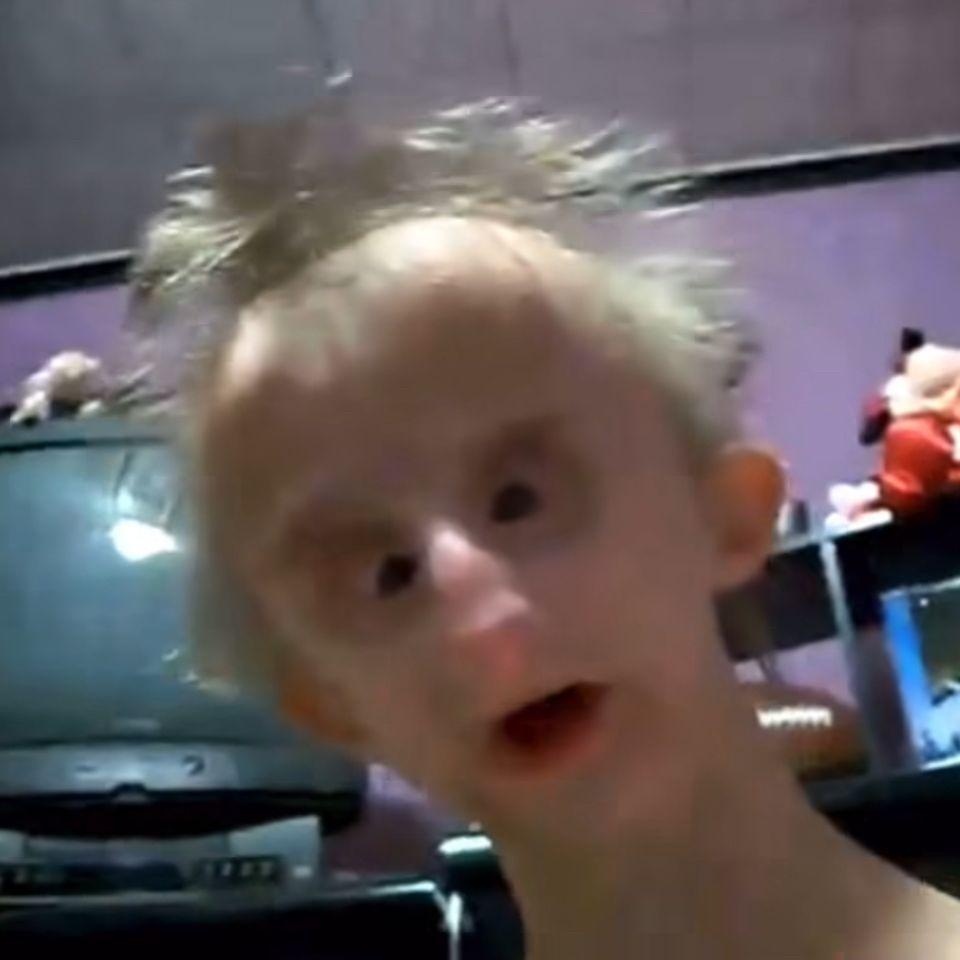 SyBaUuUu