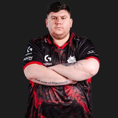 KRYSZCZYN0 avatar