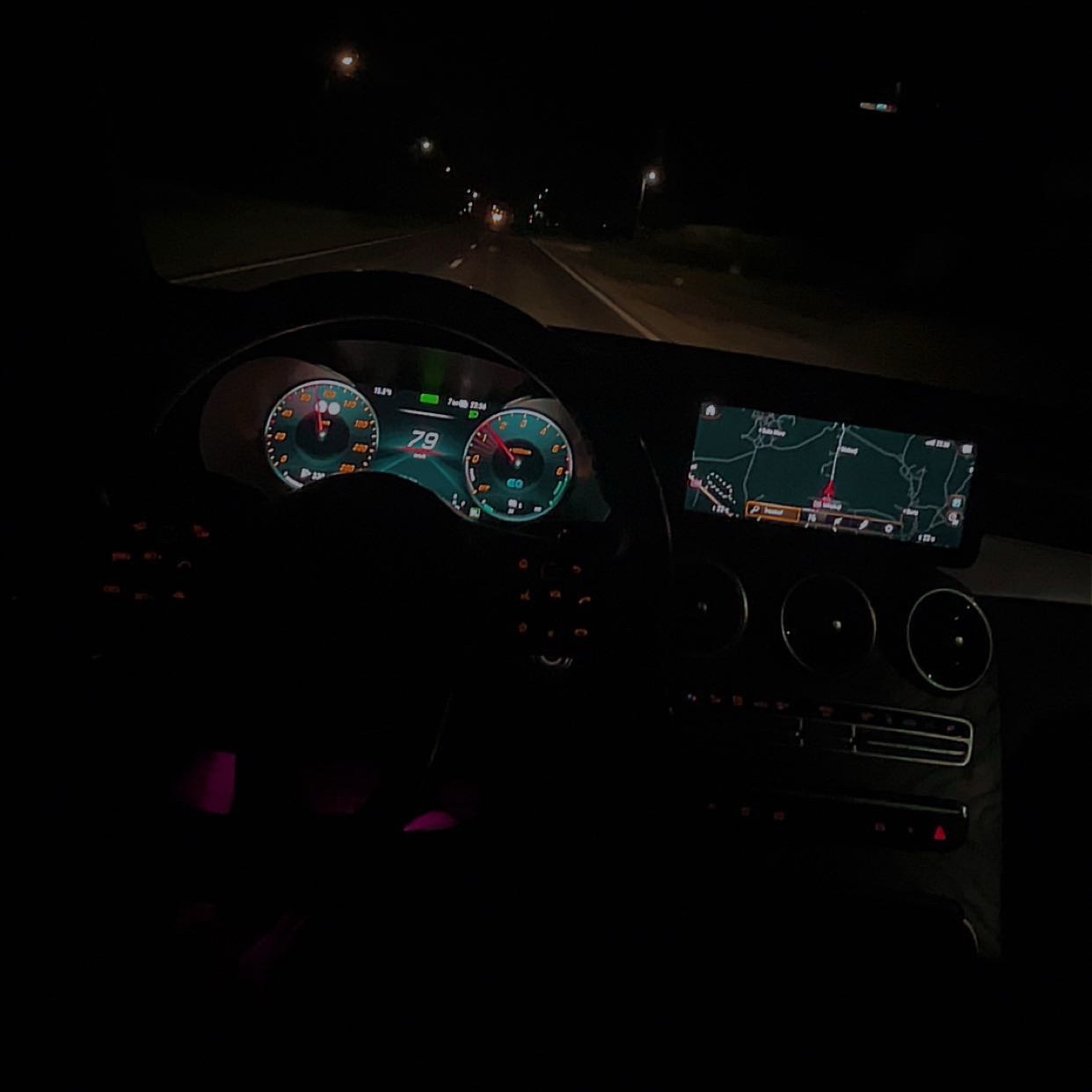 ExTaZzY20