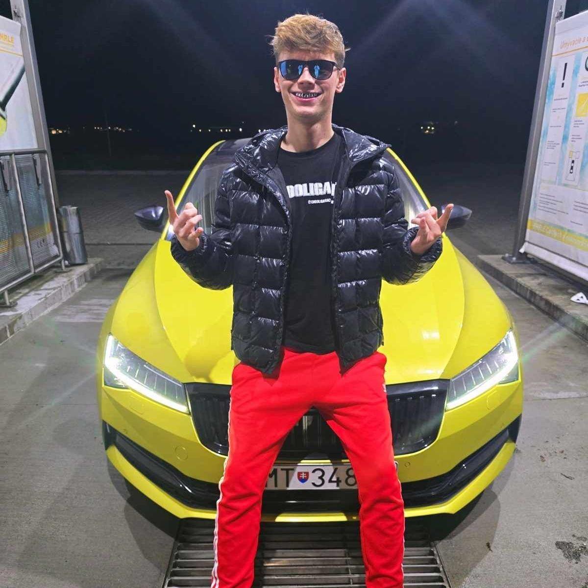 SuperBenjoyr avatar