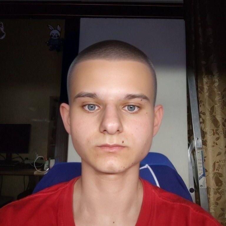 Skyfreed_god avatar