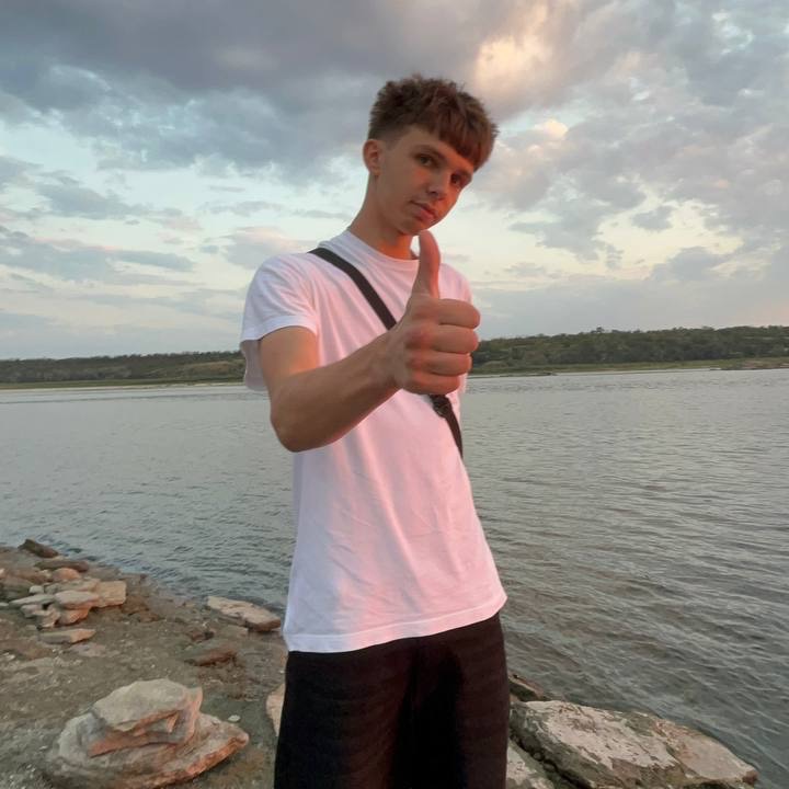 xDOKUx
