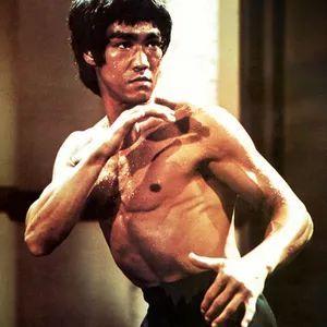 BruceLee-_-