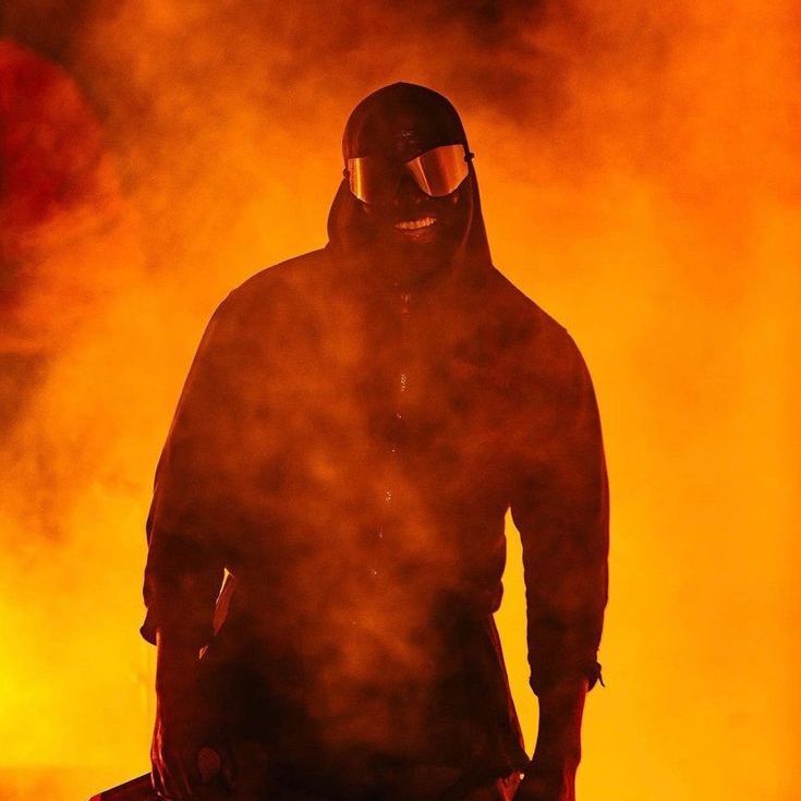 team_-KanyeWestt