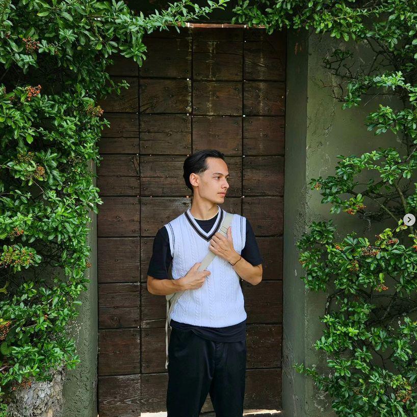 zKham