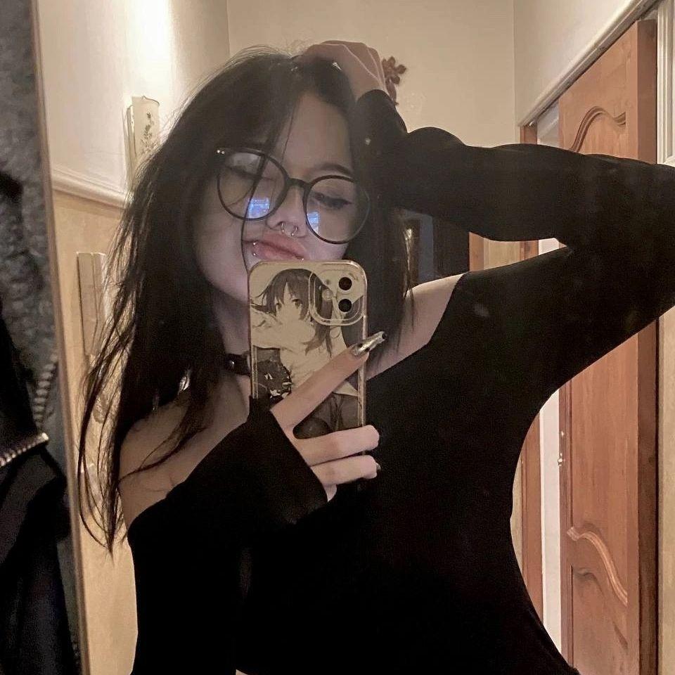 Alena_awp