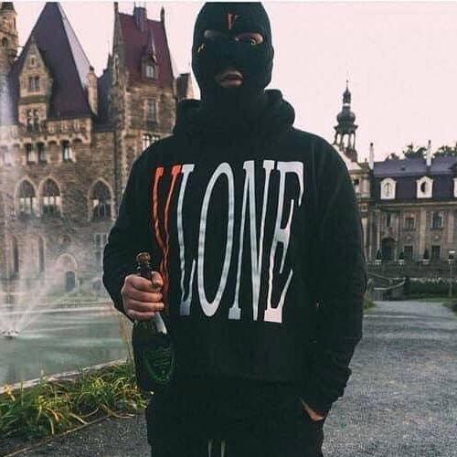 DrakeHere avatar
