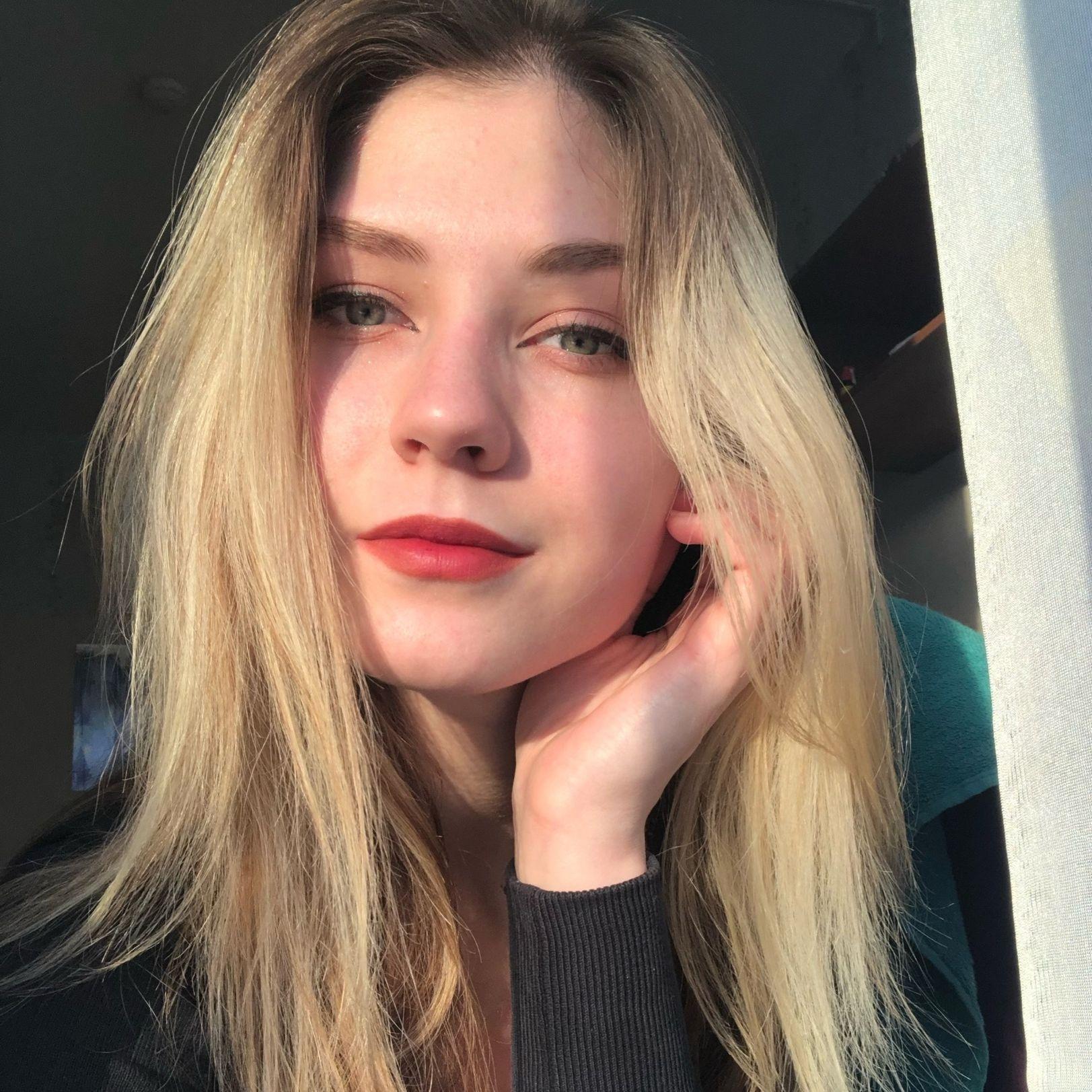 AnastasiaLuv avatar