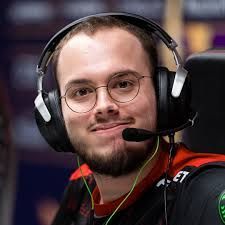 ROMEJULIAN67 FACEIT avatar