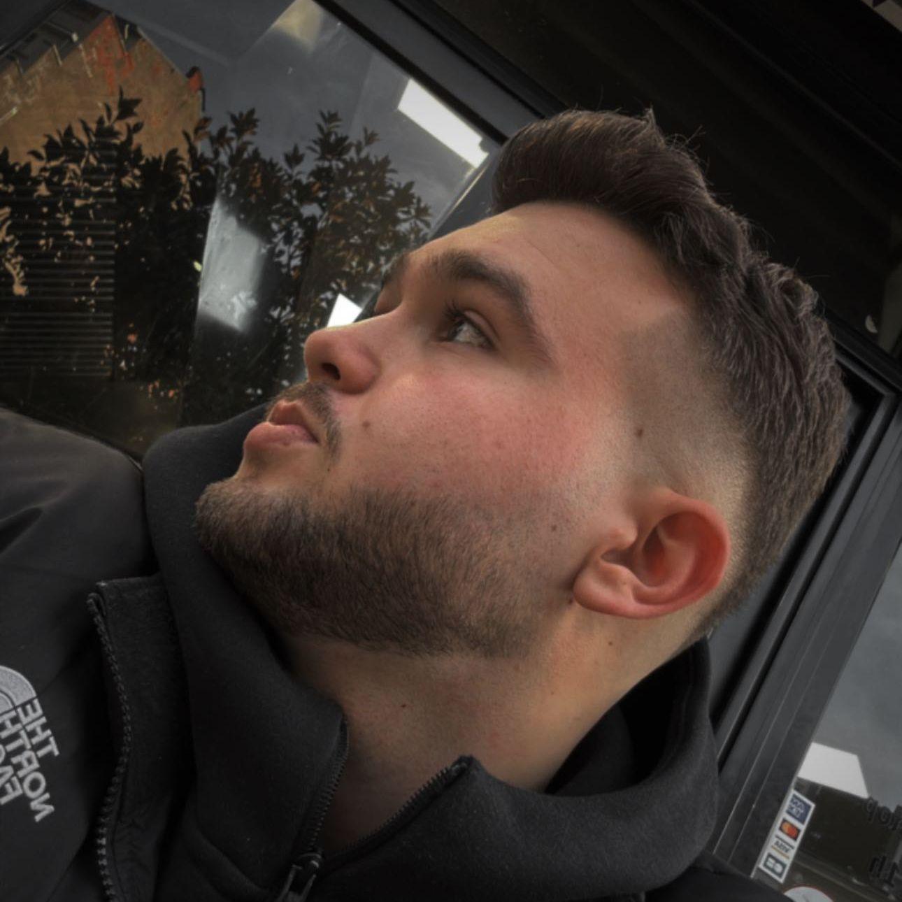 vezereu_ avatar