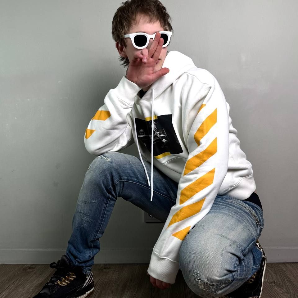 BAZLO00