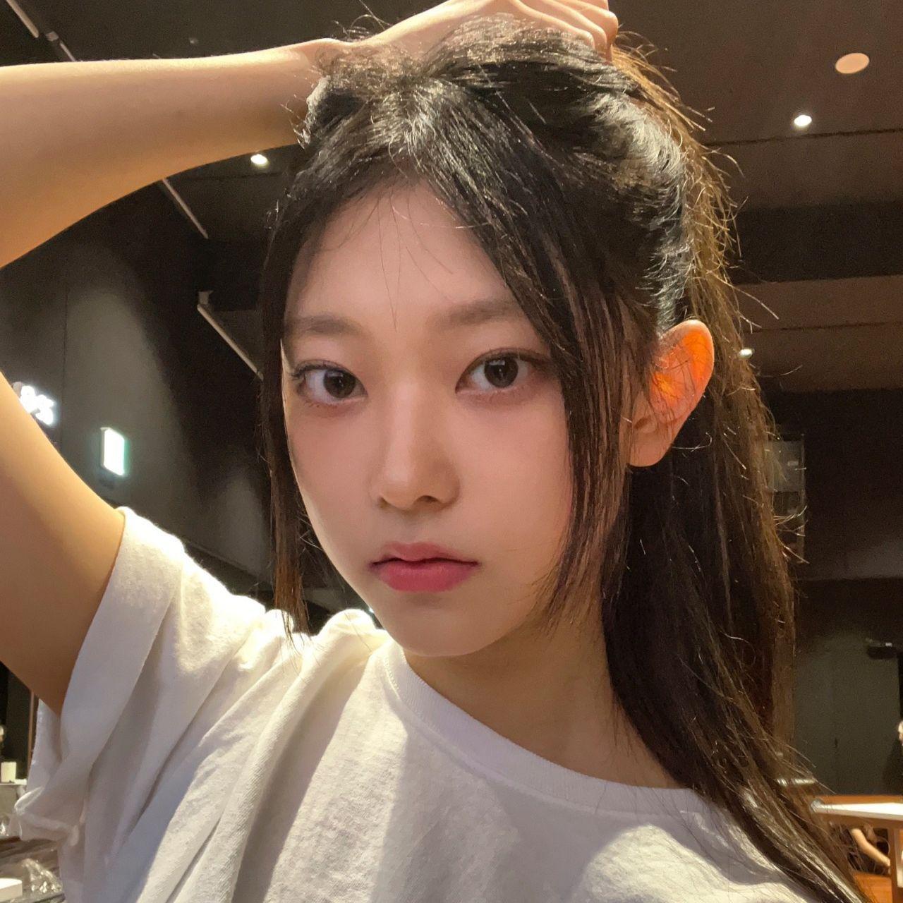 Ahyeon avatar