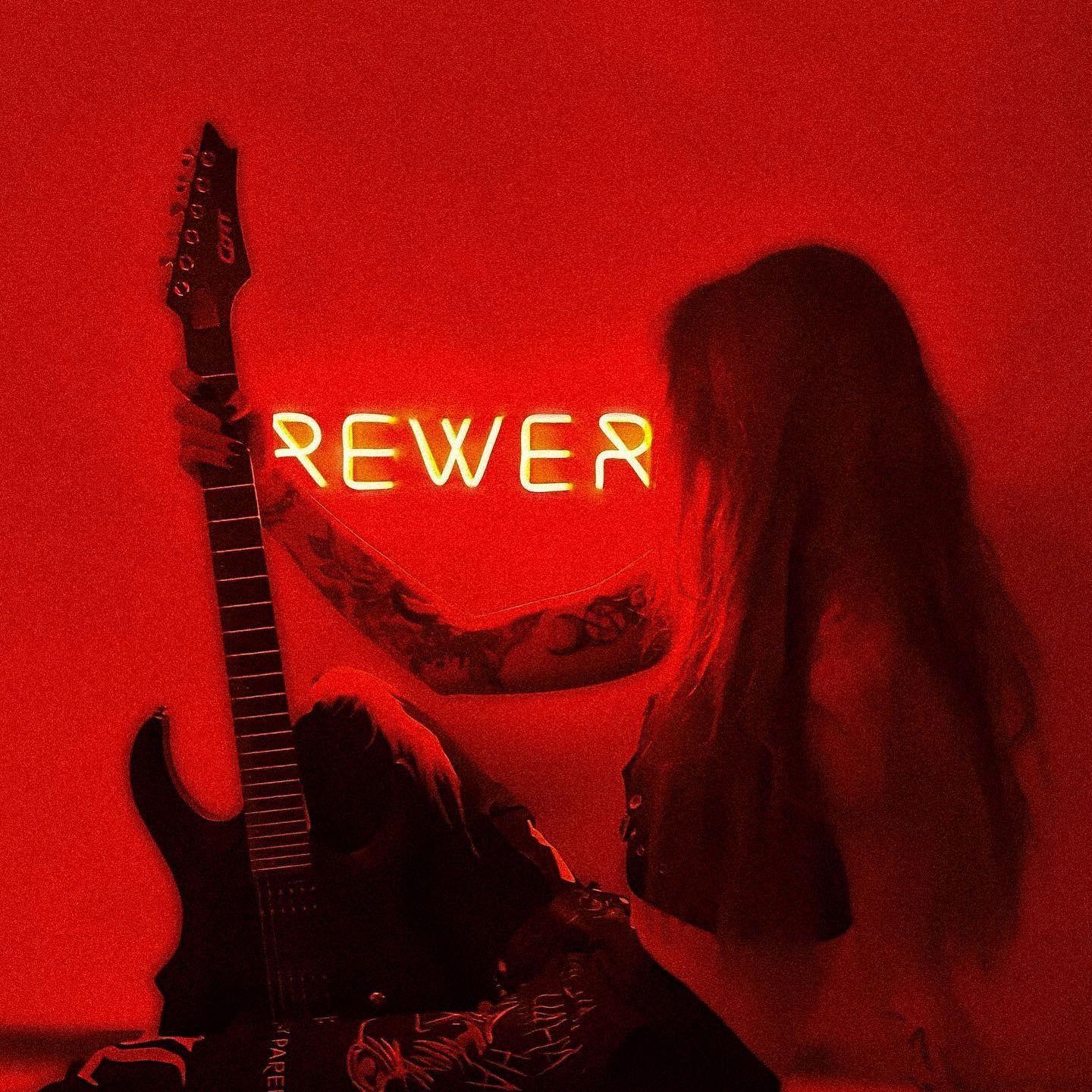 Rewera__Fox avatar