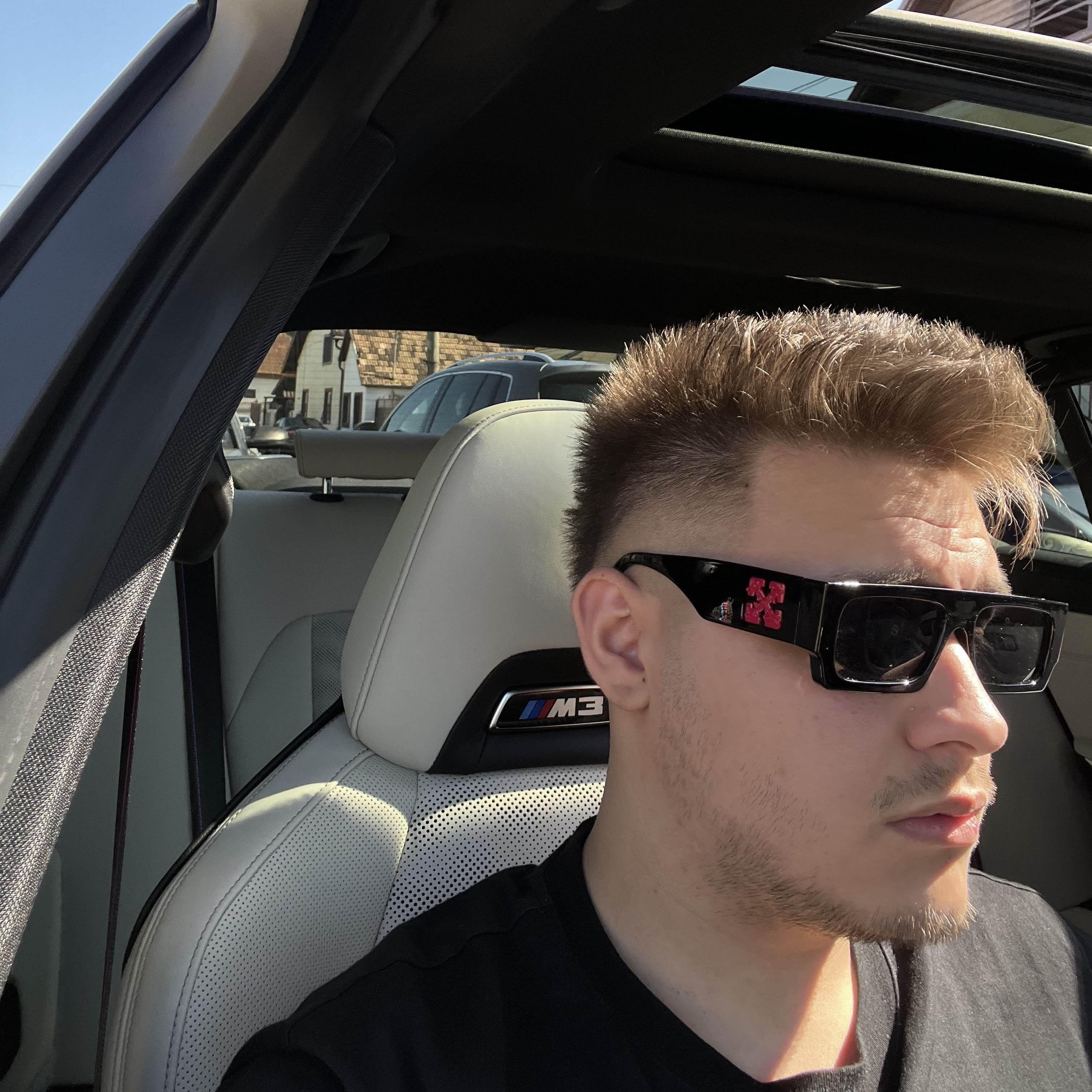 alexxszg avatar