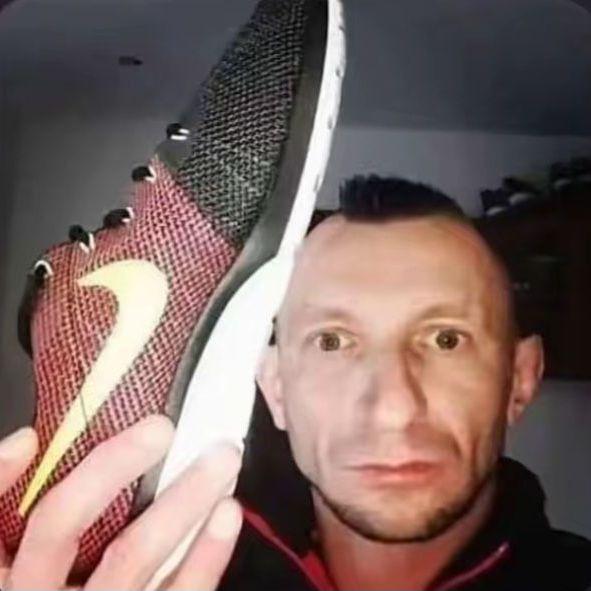 Kfapek avatar